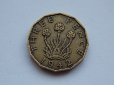 3 PENCE 1942 GBR foto