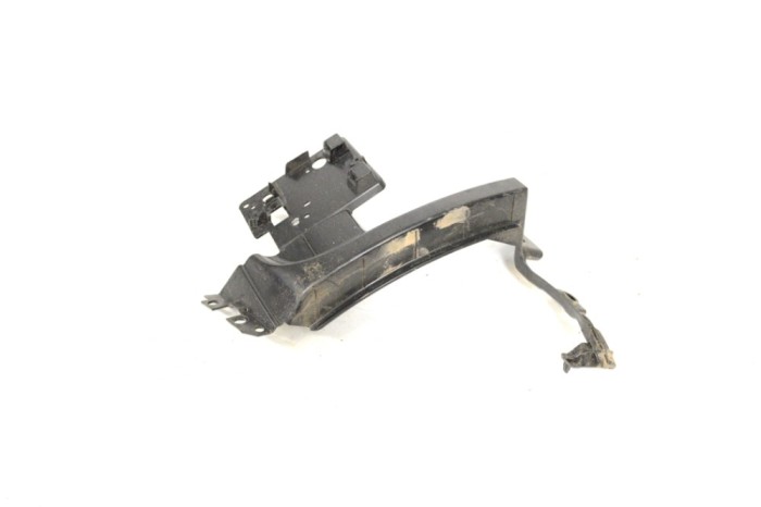 Suport bara de protecție dreapta spate LAND ROVER RANGE ROVER EVOQUE L538 2017 OEM: EJ32-17E800-AC,EJ32-17A150-AE | 14521329