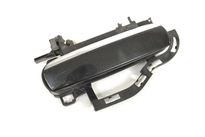 M&acirc;ner exterior ușă dreapta spate AUDI A6 4F2, C6 2006 OEM: 4F0837886 | 11610327