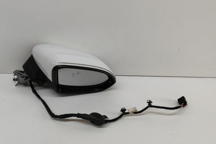 Oglinda laterală dreapta VW PASSAT Variant B8 3G5 2016 OEM: 3G1857508EJ,E20414150 25631105