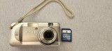 APARAT FOTO DIGITAL CANON PC 1185 + CARD 512 MB , FUNCTIONEAZA CU 2 BATERII AAA SAU ACUMULATORI .