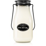 Milkhouse Candle Co. Creamery Oatmeal, Milk &amp; Honey lum&acirc;nare parfumată Milkbottle 396 g