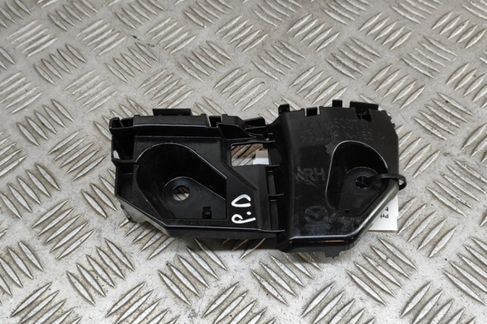 Suport bara de protecție dreapta față MAZDA CX-30 DM 2023 OEM: DFR5-50-0T1 31565928