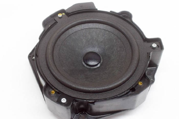 Difuzor ușă dreapta față MASERATI GHIBLI M157 2014 OEM: 670006728,41021701,670002106 11474574