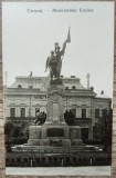 Caracal, Monumentul Eroilor// CP Foto-Glob V. Zamfirescu, Circulata, Fotografie