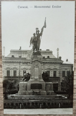 Caracal, Monumentul Eroilor// CP Foto-Glob V. Zamfirescu foto