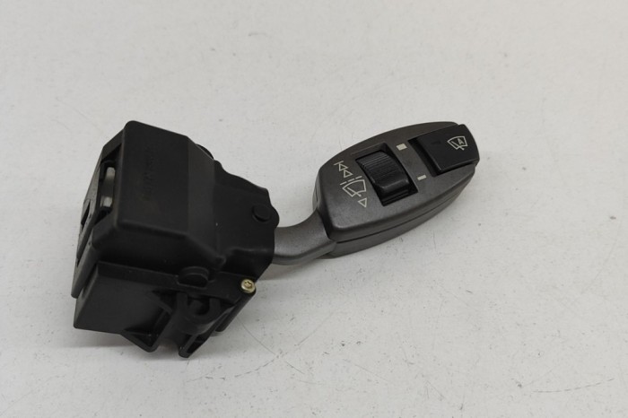 Maneta ștergătoare BMW 7 E65, E66, E67 2003 OEM: 6911519 27904618