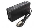 Incărcător pentru baterii re&icirc;ncărcabile 4A 15-50Ah 55,2VDC