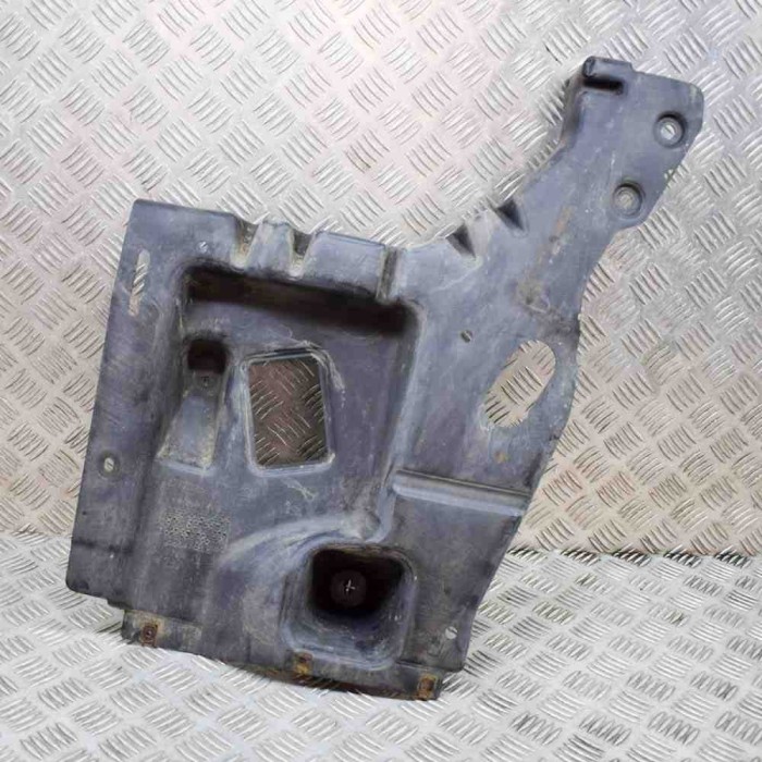 Alt scut motor MASERATI LEVANTE SUV M161 2023 OEM: 670032420