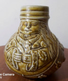 Cana / halba vintage din ceramica dura stoneware, motiv vanatoare