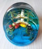 Glob cu apa si pesti mobili Key West Lighthouse, stare excelenta
