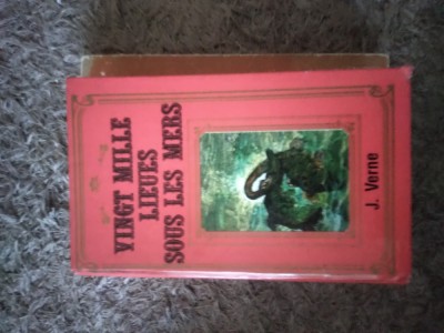 (2.2) Vingnt Mille lieuse sous les mers - J.Verne foto