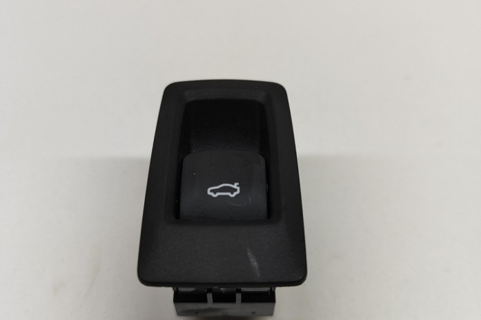 Comutator deschidere haion BMW 4 Gran Coupe G26 2022 OEM: 9471611 22662418