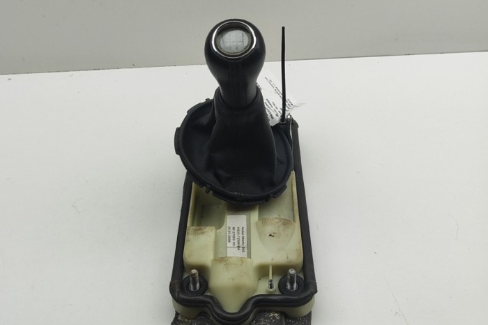 Timonerie cutie de viteze ASTON MARTIN VANTAGE Coupe 2006 OEM: Coupe | 31220310