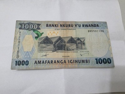 BANCNOTA RWANDA 1000 FR 2015 foto