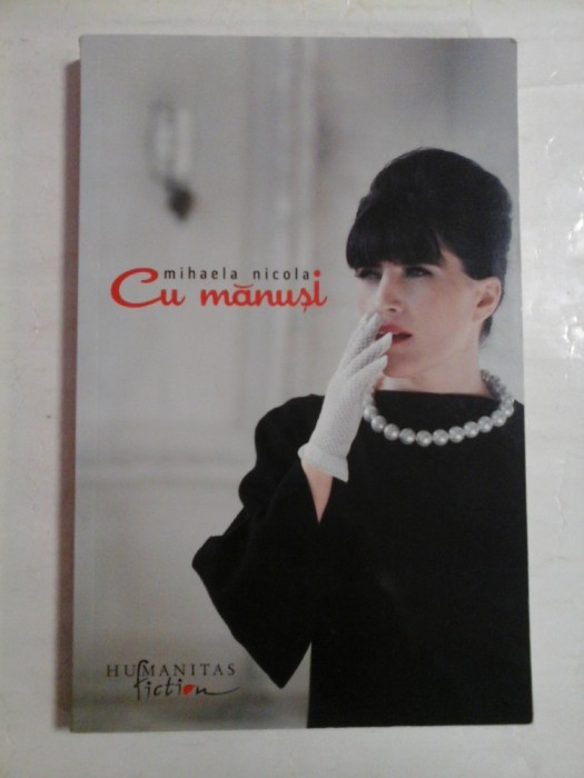 CU MANUSI - MIHAELA NICOLA