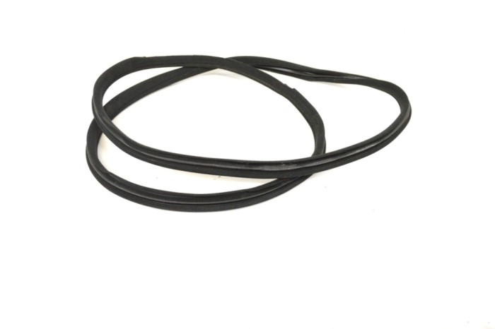 Garnitura ușă st&acirc;nga față MERCEDES-BENZ C T-Model S204 2010 13929569