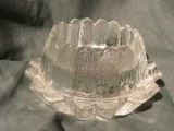 arta / vintage - Suport pentru lumanari din sticla masiva turnata design Sidse Werner model Waterlily producator Holmegaard anii 70-80 !