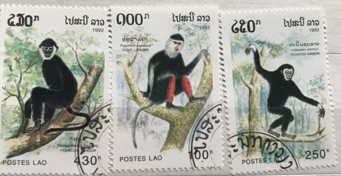 (B ) Timbre serii Straine tema Animale Lao Maimute