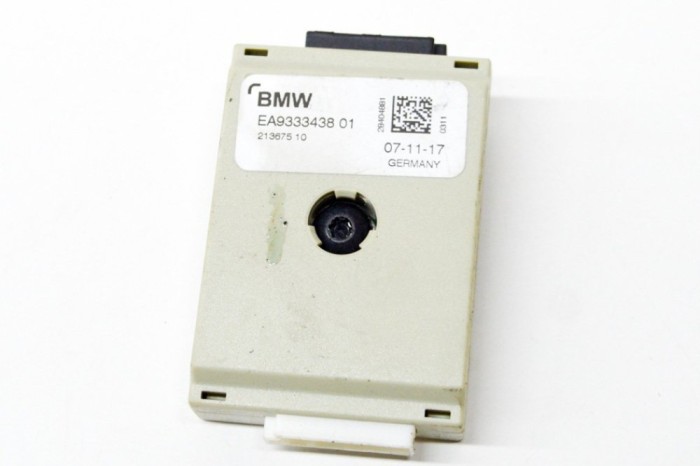 Filtru de antena BMW i3 I01 2017 OEM: 9333438,28404881 17344843