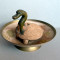 Set 2 obiecte arta decorativa vintage, bol metalic pictat + lebada din ceramica