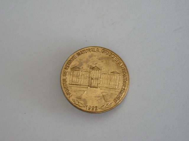 QW9 I 44 - Insigna - tematica muzee - Grigore Antipa - Bucuresti - 1993