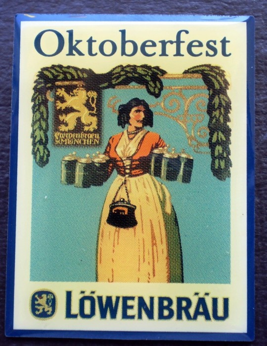 I.786 INSIGNA PIN OKTOBERFEST BERE LOWENBRAU L&Ouml;WENBR&Auml;U