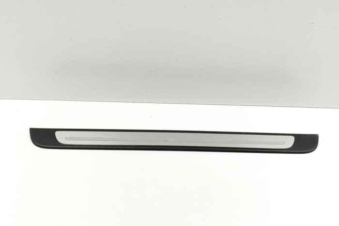Ornament prag dreapta față AUDI Q2 GA 2020 OEM: 8V4853491M 30666341