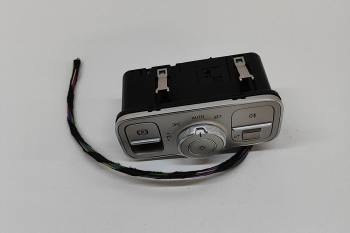 Modul de control comutator faruri MERCEDES-BENZ GLE W167 2023 OEM: A1679051201 30778267