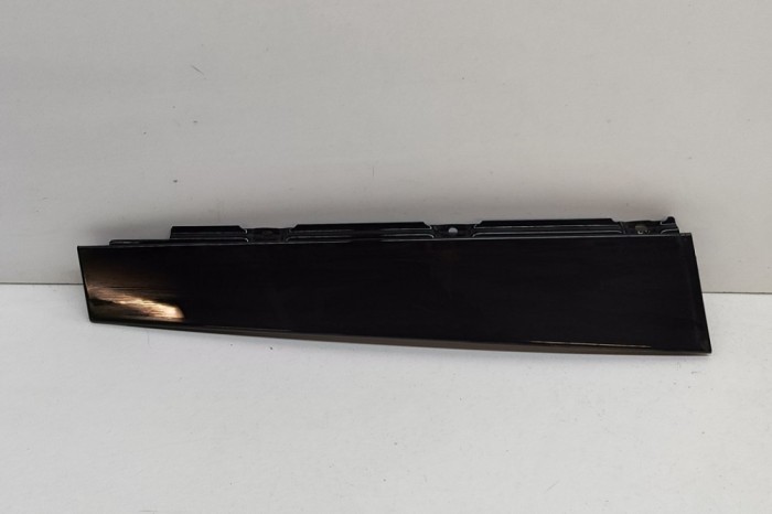 Ornament vertical ușă st&acirc;nga spate VOLVO XC90 II 2021 OEM: 31688692 27977617