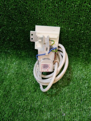 condensator,filtru deparazitare Masina de spalat Indesit XWE 81283 / C53 foto