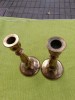 Pereche de sfesnice din alama, provenienta suedeza H=15,5cm
