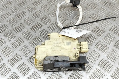 &amp;Icirc;ncuietoare ușă dreapta față AUDI Q7 4L 2007 OEM: 3C2837016A 28445339 foto