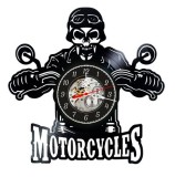 Ceas de perete decorativ realizat din disc de vinil, Model Motociclist Craniu, Ghidon Motocicleta, Motorcycles, Negru, 30 cm