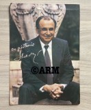 Fotografie cu autograful lui Ion Iliescu