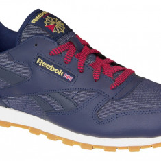 Pantofi sport Reebok Classic Leather DG AR2042 albastru marin