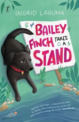 Bailey Finch Takes a Stand foto