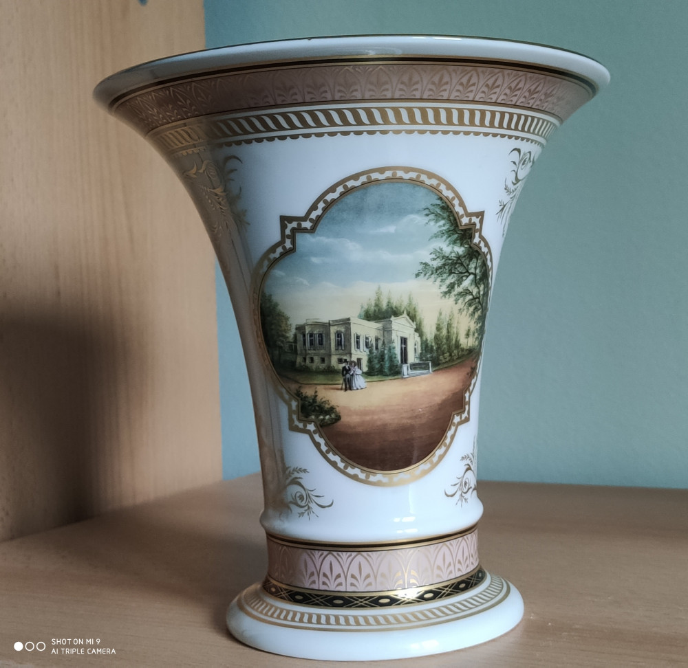 Vaza mare vintage portelan fin Kaiser decor Belvedere | Okazii.ro
