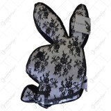 Perna decorativa in forma de iepuras Playboy &ndash; Design dantelat