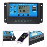 Cumpara ieftin Regulator Controler Solar PWM 20A, 12V24V, 2 X USB, ecran afisaj