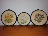 3x tablou cusut brodat broderie manuala floral flori brodate in rama rotunda sintetica fara sticla