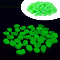 Pietricele fosforescente verzi, lumineaza verde, 200 grame foto