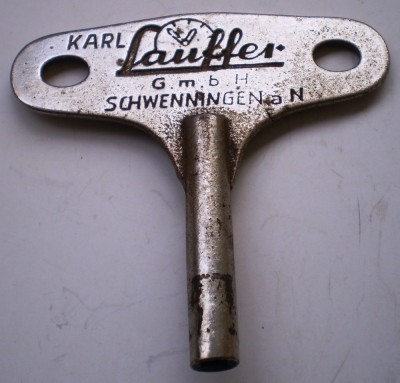 K.338 CHEIE CEAS SEMINEU PENDULA KARL LAUFFER GmbH SCHWENNINGEN a N foto