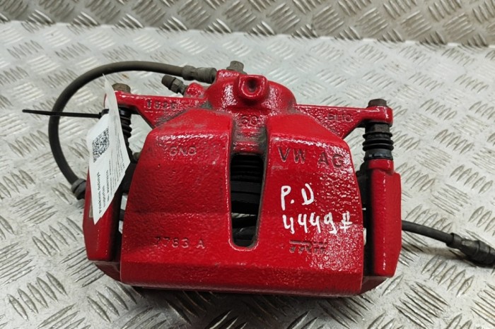 Etrier de fr&acirc;nă dreapta față AUDI A3 Limousine 8YS 2020 OEM: 8V0615124F 25079210