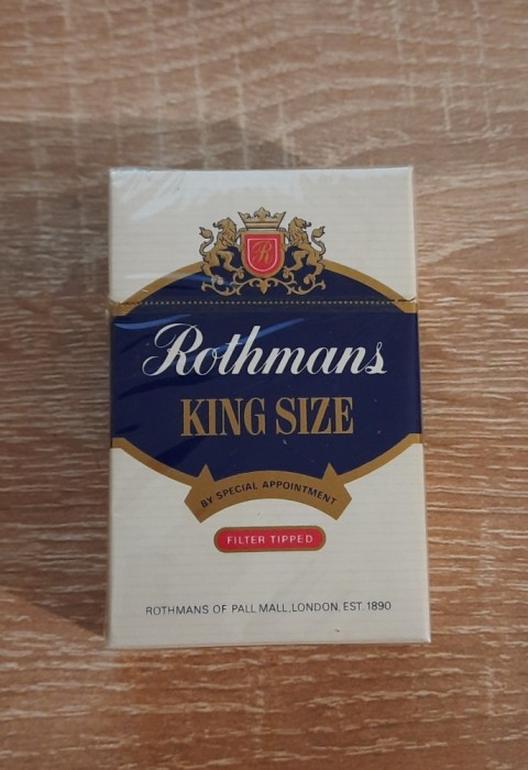 Pachet plin cu tigari ROTHMANS anii '80 Anglia | Okazii.ro