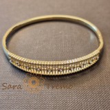 Bratara Regina Serii , fixa, cu cristale si textura couture, placata aur 14K