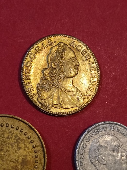 Lot 6 monede si jetoane [poze] (J9). Discount conform descriere [10 - 20 %. Vezi descrierea.].