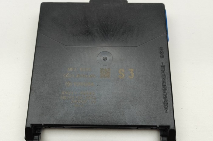 Modul de confort TOYOTA YARIS _P21_ 2024 OEM: 89221-0DA80,892210DA80 30654795