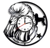Ceas de perete decorativ &ldquo;Poodle / Pudel&rdquo;, lucrat manual din disc de vinil (Vinyl Record), design iubitori de animale, Negru