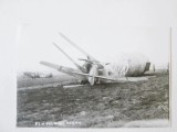 Rară! Copie foto 140 x 94 mm cu bombardiere naziste WWII pe aerodromul din orașul Roman 23.VI.1941,produsul din imagini